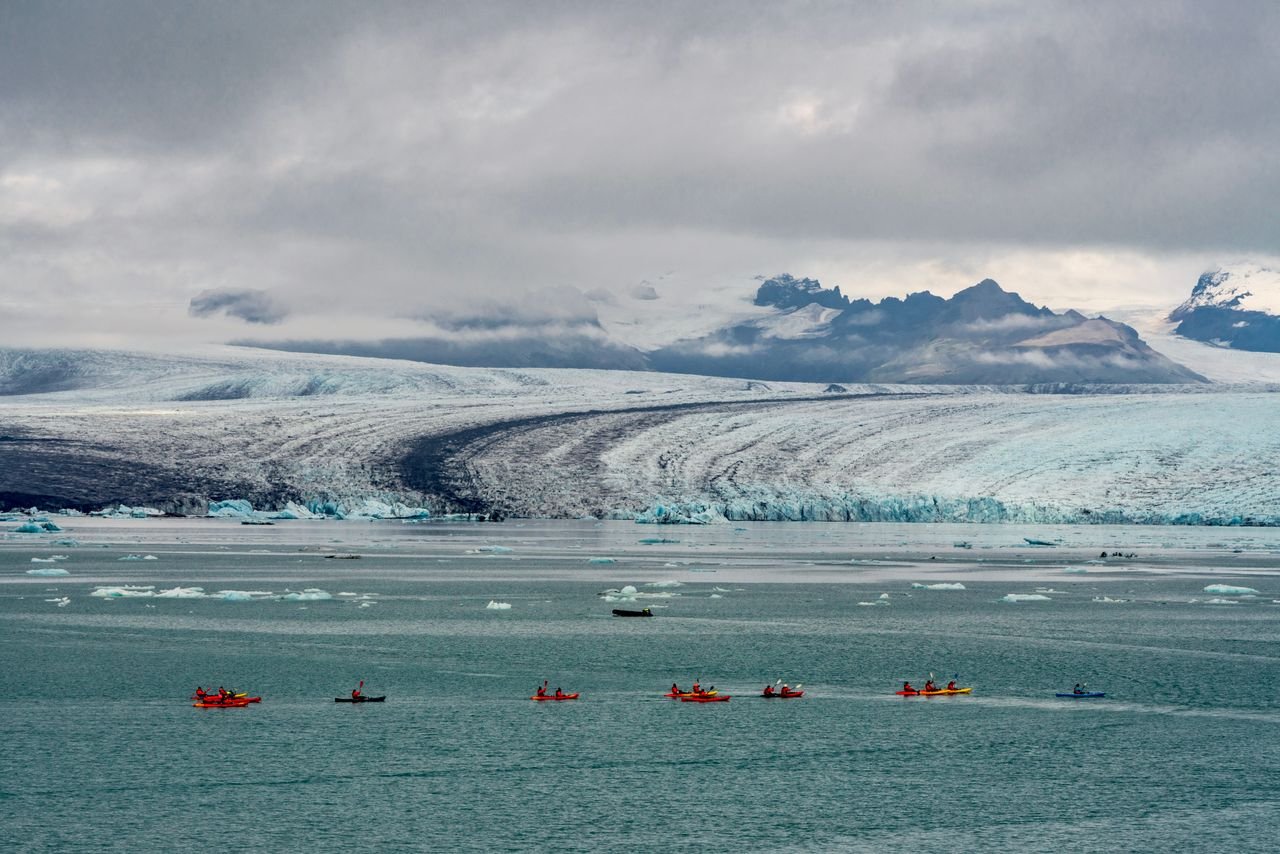 Paddling the glacier lakes